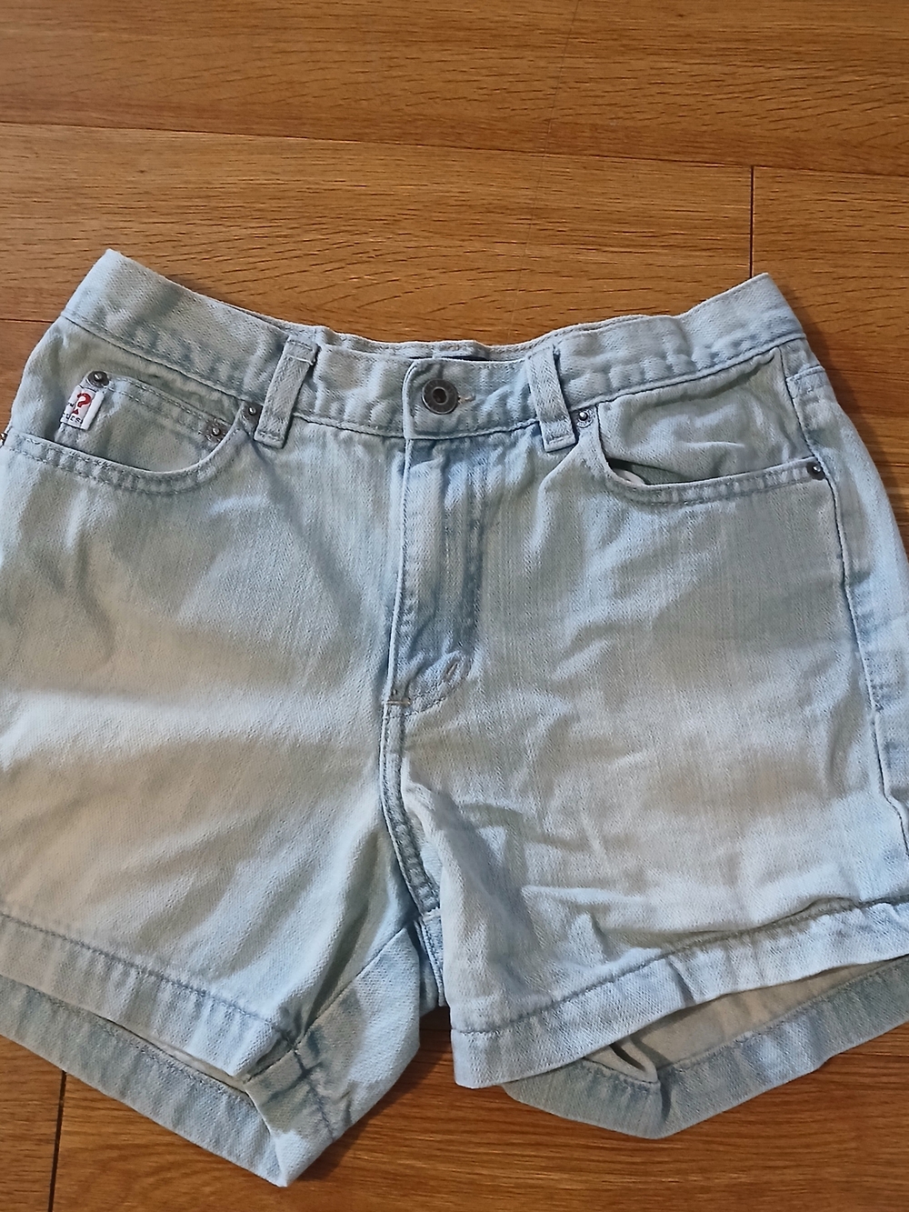 Vintage Y2K Guess Women's shorts size S (26)  made in USA